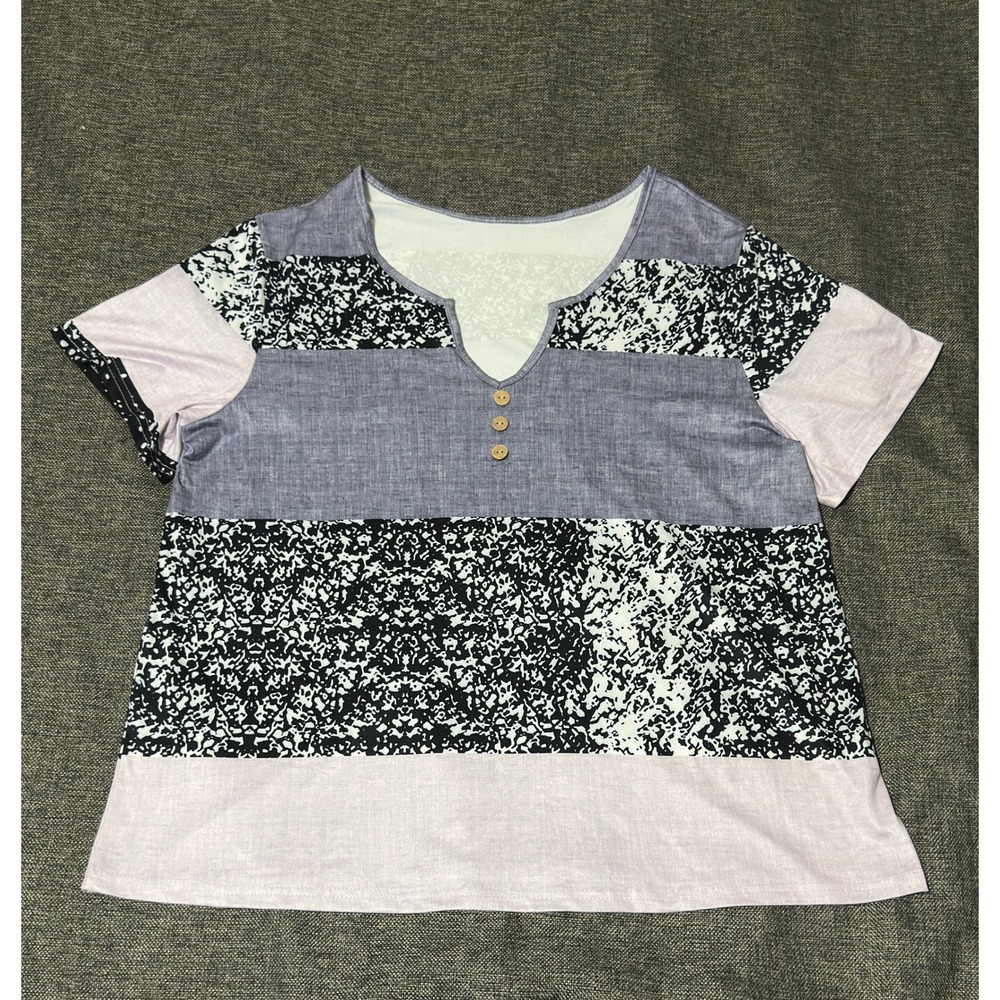 Unbranded Women's 2XL T-Shirt Gray Black White Abstract Striped Henley Short Slv
